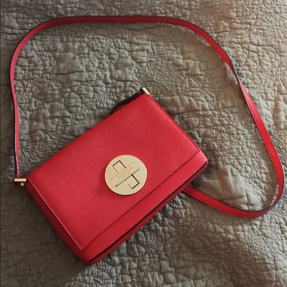 Red Kate Spade shoulder Purse Small